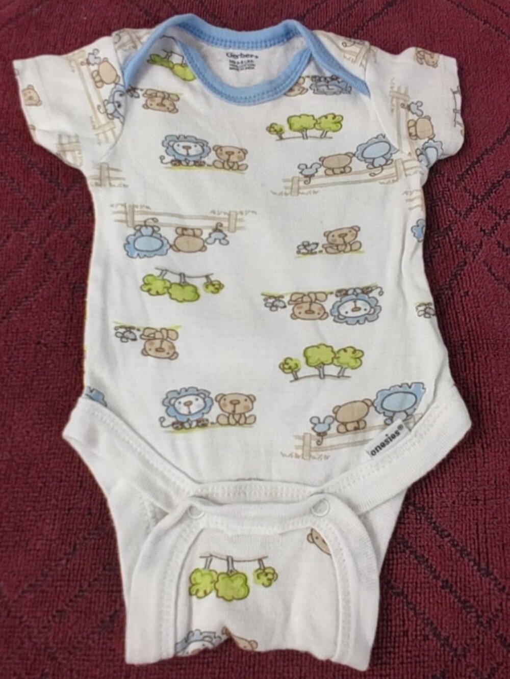 Gerber Onesie Newborn 5-8 lbs Short Sleeve One Piece "Lions" Used